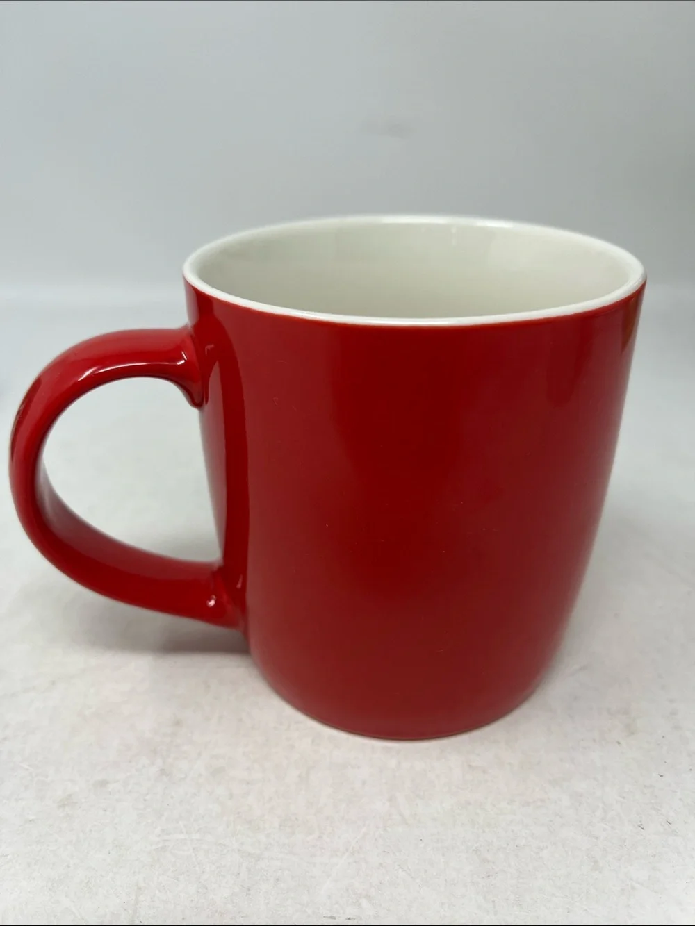 STARBUCKS MUGS BUNDLE OF 3 - 11oz RED GREEN WHITE LIKE NEW